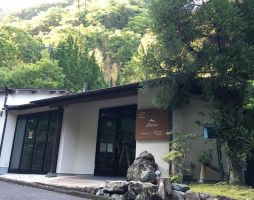 東海道五十三次の鞠子宿のある静岡市駿河区丸子のカフェ『ハシムコウ』