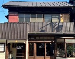 神奈川県鎌倉市由比ガ浜にカフェ「ヨリドコロ2号店」が5/10にオープンされたようです。