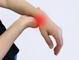 育児で痛む腱鞘炎を治すストレッチとテーピング