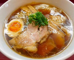 神奈川県横浜市鶴見区潮田町に「らぁ麺 松しん」が本日オープンされたようです。