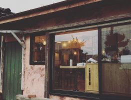 自宅開放型カフェ...鹿児島県鹿児島市吉野町の『ハルリ』