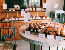 パン、焼き菓子、喫茶のお店...岐阜県本巣市下福島に『オガワベイク』オープン