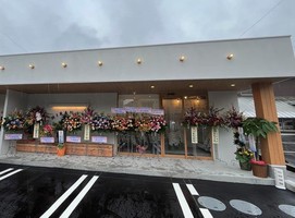 高知県高岡郡四万十町茂串町に精肉店「四万十精肉 HIRANOYA」が本日グランドオープンのようです。