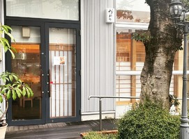 福岡県福岡市中央区薬院に日本料理「食道かわち」が本日オープンのようです。