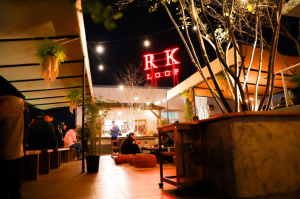 群馬県高崎市連雀町のスズメビルヂング屋上にレストラン「RK LOOF」オープン！