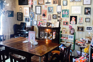 世田谷区北沢のカフェと雑貨と展覧会のお店「下北沢バブーシュカ」8/19に閉店されたようです。