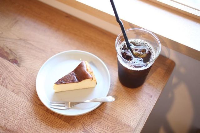 <div>『Linto Coffee』</div>
<div>コーヒーと手作り焼き菓子のカフェ。</div>
<div>東京都西東京市東伏見２丁目４−１</div>
<div>https://www.instagram.com/lintocoffee/<br /><br /></div> ()