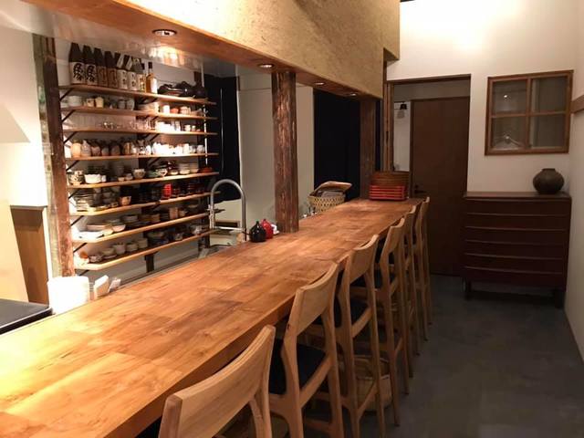 <div>「連雀町たむら」8/21グランドオープン</div>
<div>季節のお料理と日本酒でおもてなし。</div>
<div>https://g.page/renjakuchoutamura?share</div>
<div>https://bit.ly/3hDe7Yw FB</div>
<div>https://www.instagram.com/renjaku_tamura/</div><div class="news_area is_type02"><div class="thumnail"><a href="https://g.page/renjakuchoutamura?share"><div class="image"><img src="https://lh5.googleusercontent.com/p/AF1QipPlGNWS8DEG6zaXlgI3XrWOPgmZXhU_-0Z-xGo7=w256-h256-k-no-p"></div><div class="text"><h3 class="sitetitle">連雀町たむら</h3><p class="description">居酒屋 · 連雀町２７−１</p></div></a></div></div> ()