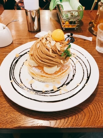 パンケーキの上にモンブラン そんなんほっぺた落ちてまう 大阪のグルメの地域情報 一覧 Prtree ピーアールツリー