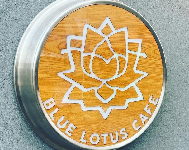 <div>『Blue Lotus Cafe』</div>
<div>場所:大阪府八尾市安中町1丁目6-9</div>
<div>投稿時点の情報、詳細はお店のSNS等確認ください。<br />https://goo.gl/maps/Hq1DTEvnoZVx1nkC6</div>
<div>https://www.instagram.com/blue_lotus_cafe_/</div><div class="news_area is_type02"><div class="thumnail"><a href="https://goo.gl/maps/Hq1DTEvnoZVx1nkC6"><div class="image"><img src="https://lh5.googleusercontent.com/p/AF1QipNx7RT1pe2IynA9rTGYtG3IQGMREM_gtatAtEMA=w256-h256-k-no-p"></div><div class="text"><h3 class="sitetitle">Blue Lotus Cafe · 〒581-0085 大阪府八尾市安中町１丁目６−９</h3><p class="description">★★★★★ · コーヒーショップ・喫茶店</p></div></a></div></div> ()
