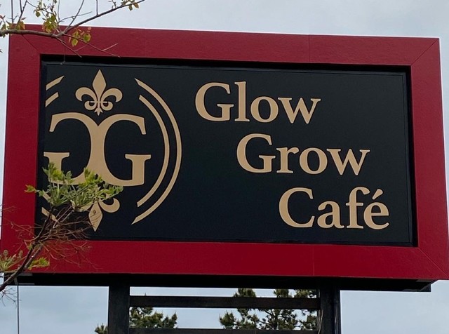 <div>「Glow Grow Cafe」4/17グランドオープン</div>
<div>上質なくつろぎと癒しをコンセプトに</div>
<div>大人が楽しめるラグジュアリーな空間...</div>
<div>https://goo.gl/maps/PBD9AEsVxCtXKhVN8</div>
<div>https://www.instagram.com/glowgrow_cafe/</div><div class="news_area is_type02"><div class="thumnail"><a href="https://goo.gl/maps/PBD9AEsVxCtXKhVN8"><div class="image"><img src="https://lh5.googleusercontent.com/p/AF1QipMWeQR_aOtkdN_RdeKQyZj6i2F1KOWY2OJIgtnE=w256-h256-k-no-p"></div><div class="text"><h3 class="sitetitle">GlowGrowCafe</h3><p class="description">★★★★★ · カフェ・喫茶 · 芳川町５６５</p></div></a></div></div> ()