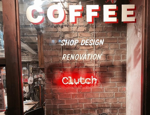 <div>「CLUTCH coffee stand」11/20グランドオープン</div>
<div>カリフォルニアで飲んだラテが忘れられず、</div>
<div>豆、牛乳にも拘ったコーヒースタンド...</div>
<div>https://www.instagram.com/clutch_coffeestand/</div> ()