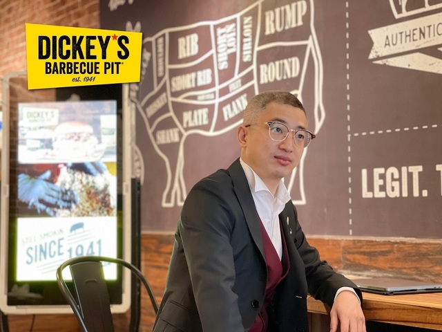 <div>日本初上陸！アメリカで500店舗以上のバーベキューブランド</div>
<div>「Dickey's Barbecue Pit Meguro」5月12日グランドオープン！</div>
<div>1941からにわたって高品質のテキサスバーベキューを提供。。。</div>
<div>https://tabelog.com/tokyo/A1316/A131601/13257858/</div>
<div>https://www.instagram.com/dickeysmeguro/</div>
<div><iframe src="https://www.facebook.com/plugins/post.php?href=https%3A%2F%2Fwww.facebook.com%2FDickeysMeguro%2Fposts%2F179577214025328&width=500&show_text=true&height=628&appId" width="500" height="628" style="border: none; overflow: hidden;" scrolling="no" frameborder="0" allowfullscreen="true" allow="autoplay; clipboard-write; encrypted-media; picture-in-picture; web-share"></iframe></div>
<div><iframe src="https://www.facebook.com/plugins/post.php?href=https%3A%2F%2Fwww.facebook.com%2FDickeysMeguro%2Fposts%2F181073463875703&width=500&show_text=true&height=868&appId" width="500" height="868" style="border: none; overflow: hidden;" scrolling="no" frameborder="0" allowfullscreen="true" allow="autoplay; clipboard-write; encrypted-media; picture-in-picture; web-share"></iframe></div>
<div class="news_area is_type01">
<div class="thumnail"><a href="https://tabelog.com/tokyo/A1316/A131601/13257858/">
<div class="image"><img src="https://tblg.k-img.com/resize/640x640c/restaurant/images/Rvw/149606/149606422.jpg?token=056601c&api=v2" /></div>
<div class="text">
<h3 class="sitetitle">Dickey’s Barbecue Pit 目黒店 (目黒/ステーキ)</h3>
<p class="description">■バーべキューに対するあなたの概念を覆す！</p>
</div>
</a></div>
</div> ()