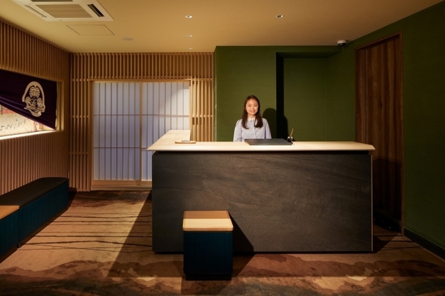 <p>『Stay SAKURA Tokyo 浅草 横綱 Hotel』2019.12/27オープン</p>
<p>世界中に広く知られている日本文化「相撲」をコンセプトとしたホテル。</p>
<p>住所:東京都台東区東上野2-13-2</p>
<p>http://bit.ly/2Q0qxyn</p>
<div class="news_area is_type01">
<div class="thumnail"><a href="http://bit.ly/2Q0qxyn">
<div class="image"><img src="https://r-cf.bstatic.com/images/hotel/max1024x768/234/234139697.jpg" /></div>
<div class="text">
<h3 class="sitetitle">★★★★ Stay SAKURA Tokyo Asakusa Yokozuna Hotel, 東京, 日本</h3>
<p class="description">東京のStay SAKURA Tokyo Asakusa Yokozuna Hotel – 最安値保証で予約する！ 写真24枚を提供。</p>
</div>
</a></div>
</div> ()