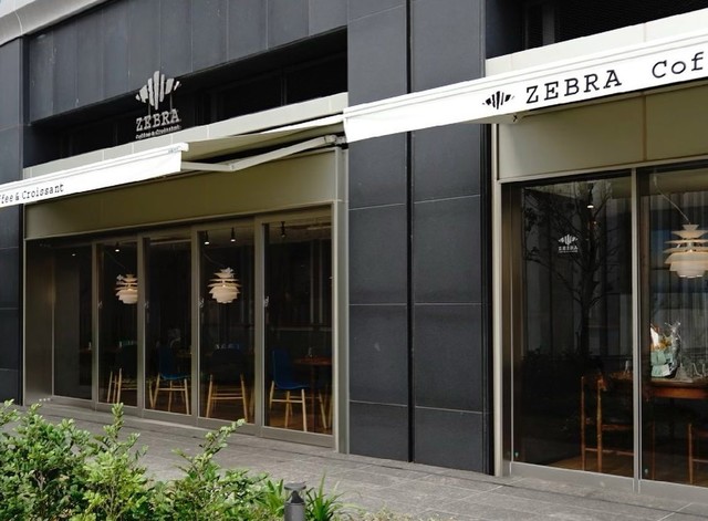 <div>『ZEBRA Coffee & Croissant 稲城中央公園店』</div>
<div>Meal and Coffee and Sweets</div>
<div>いつもそこにあって、ふと立ち寄りたくなる、そんな場所。</div>
<div>東京都稲城市長峰1-1-1稲城中央公園内</div>
<div>https://goo.gl/maps/c5bnUfCNojxpnbZv7</div>
<div><iframe src="https://www.facebook.com/plugins/post.php?href=https%3A%2F%2Fwww.facebook.com%2Fzebcoffee%2Fposts%2F4127217544026129&show_text=true&width=500" width="500" height="652" style="border: none; overflow: hidden;" scrolling="no" frameborder="0" allowfullscreen="true" allow="autoplay; clipboard-write; encrypted-media; picture-in-picture; web-share"></iframe></div>
<div><iframe src="https://www.facebook.com/plugins/post.php?href=https%3A%2F%2Fwww.facebook.com%2Fzebcoffee%2Fposts%2F3873505159397370&show_text=true&width=500" width="500" height="746" style="border: none; overflow: hidden;" scrolling="no" frameborder="0" allowfullscreen="true" allow="autoplay; clipboard-write; encrypted-media; picture-in-picture; web-share"></iframe></div><div class="news_area is_type02"><div class="thumnail"><a href="https://goo.gl/maps/c5bnUfCNojxpnbZv7"><div class="image"><img src="https://lh5.googleusercontent.com/p/AF1QipNxh4bRux7ozLoheSV3CS1HcTK0ZoBYsbUuN404=w256-h256-k-no-p"></div><div class="text"><h3 class="sitetitle">ゼブラ コーヒーアンドクロワッサン 稲城中央公園店 · 〒206-0821 東京都稲城市長峰１丁目１−１</h3><p class="description">★★★★★ · コーヒーショップ・喫茶店</p></div></a></div></div> ()