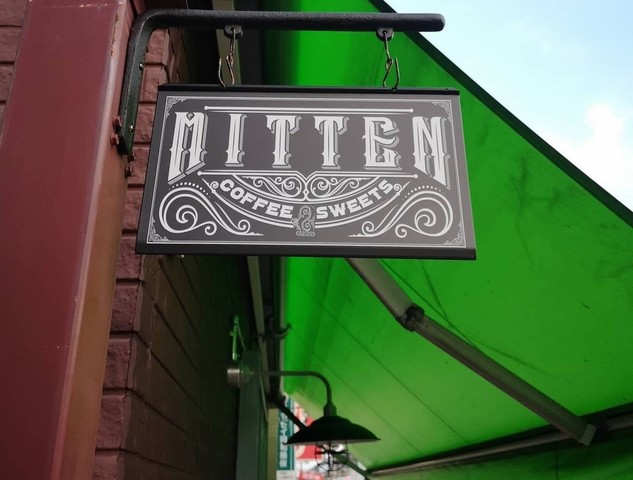 <div>『Cafe Mitten』</div>
<div>コーヒーとおやつの小さなカフェ。</div>
<div>東京都立川市幸町6-1-45幸遠山ビル101</div>
<div>投稿時点の情報、詳細はお店のSNS等確認下さい。</div>
<div>https://www.instagram.com/cafe_mitten/<br /><br /></div> ()