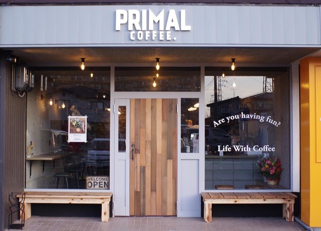 <div>『PRIMAL COFFEE』espresso＆coffee stand</div>
<div>上質なコーヒーと最高にかっこいい空間。</div>
<div>新潟県新潟市東区下場本町16-9（中央区東中通より移転）</div>
<div>https://www.instagram.com/primal.c/</div>
<div>https://twitter.com/coffee_primal</div>
<div><iframe src="https://www.facebook.com/plugins/post.php?href=https%3A%2F%2Fwww.facebook.com%2Fprimalcoffeestand%2Fposts%2F2544332542537014&width=500&show_text=true&height=499&appId" width="500" height="499" style="border: none; overflow: hidden;" scrolling="no" frameborder="0" allowfullscreen="true" allow="autoplay; clipboard-write; encrypted-media; picture-in-picture; web-share"></iframe></div>
<div><iframe src="https://www.facebook.com/plugins/post.php?href=https%3A%2F%2Fwww.facebook.com%2Fprimalcoffeestand%2Fposts%2F2543602169276718&width=500&show_text=true&height=529&appId" width="500" height="529" style="border: none; overflow: hidden;" scrolling="no" frameborder="0" allowfullscreen="true" allow="autoplay; clipboard-write; encrypted-media; picture-in-picture; web-share"></iframe></div> ()
