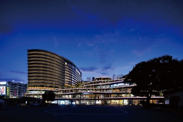 <p>『Hotel Trusty Premier Kumamoto』2019.10.9open</p>
<p>熊本の新しいランドマーク「SAKURA MACHI Kumamoto」やバスターミナル</p>
<p>熊本城ホールなどで構成される大型複合施設内のホテル。</p>
<p>住所:熊本県熊本市中央区桜町3番20号</p>
<p>https://trusty.jp/kumamoto/</p><div class="news_area is_type01"><div class="thumnail"><a href="https://trusty.jp/kumamoto/"><div class="image"><img src="https://www.trusty.jp/assets/images/common/ogp.png"></div><div class="text"><h3 class="sitetitle">【公式】ホテルトラスティ プレミア 熊本</h3><p class="description">「ホテルトラスティ プレミア」熊本に誕生！癒しと寛ぎのニーズを融合した時代が求める新たなホスピタリティを提供いたします。</p></div></a></div></div> ()